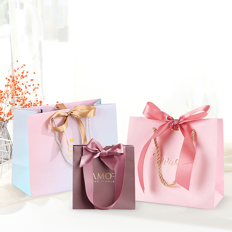Mini Jewelry Promotional Eco Friendly Retail Paper Shopping Bags Personalised Design